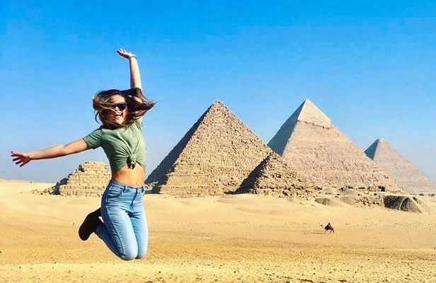 Full Day tour to great pyramids Sphinx Citadel and Bazaar