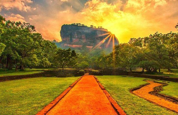 Sigiriya dambulla Full-Day Tour from colombo