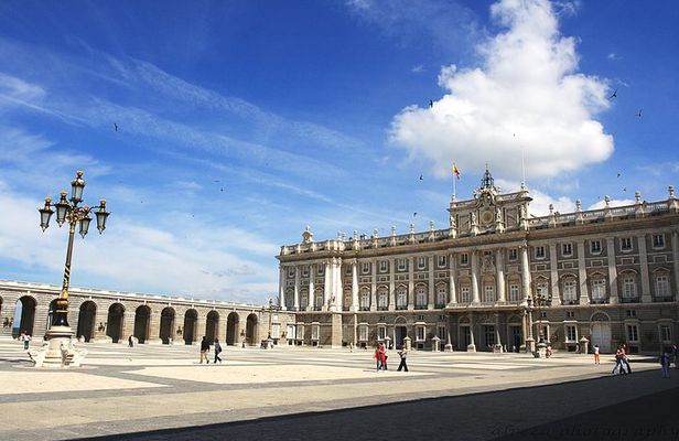 Private tour in Palacio Real of Madrid