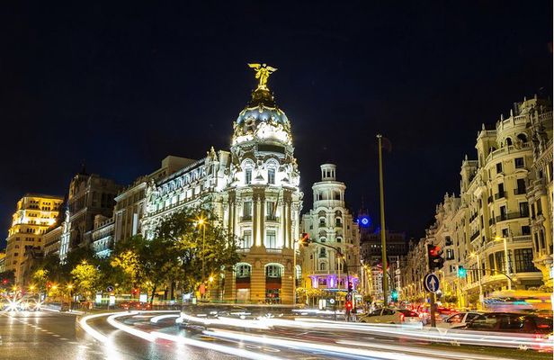 Christmas In Madrid: Private Experience With A City Host