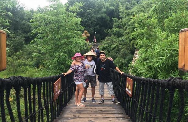 Qingcheng Mountain and Dujiangyan Irrigation Private Day Tour