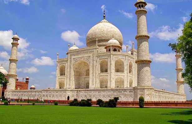 Private Agra Full Day Tour : Taj Mahal, Agra Fort and Baby Taj