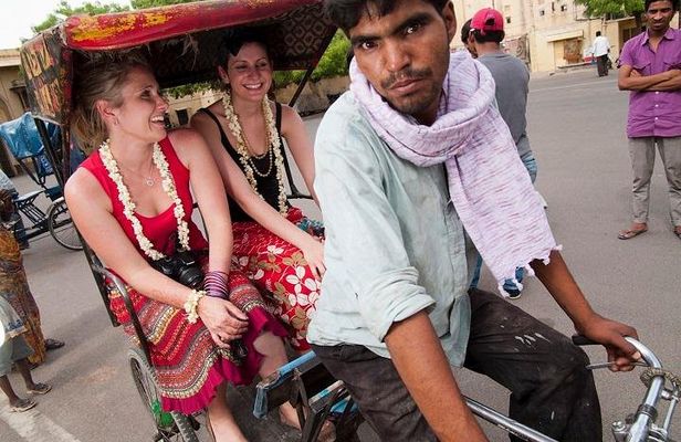 Ladies Special only- Old and New Delhi Local Trip