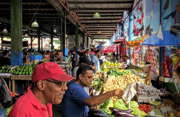 Saturday Markets & Brunch Tour