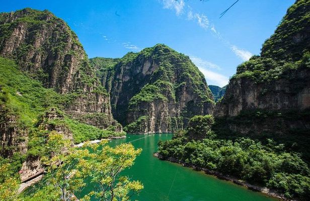 Longqing Gorge and Guyaju Caves Excursion With English Speaking Driver