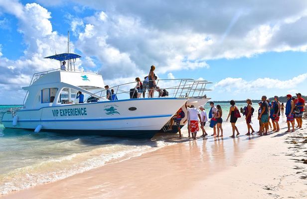 Sabina del Mar Party Boat VIP