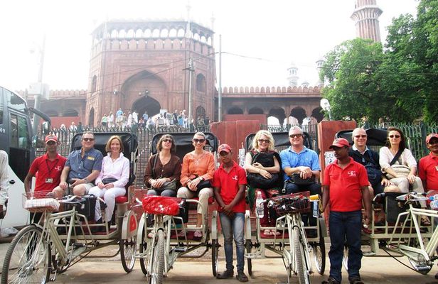 Old Delhi Group Tour by Rickshaws