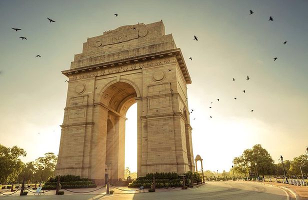 Private Golden Triangle Tour Delhi Agra Jaipur 6 Days