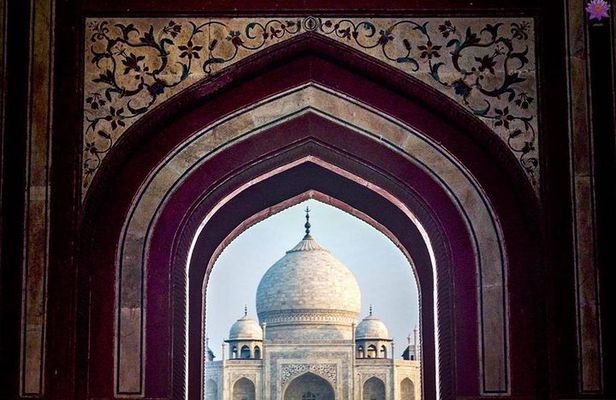Delhi to Taj Mahal Tour By Private Air Conditioning Car