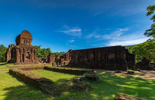 Da Nang: Full-day Mystical My Son And Marble Mountains Adventure