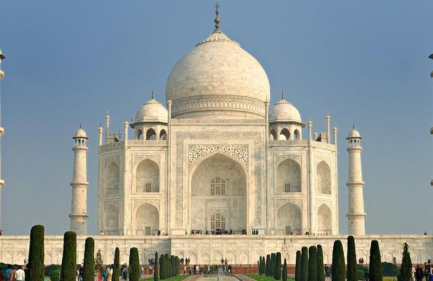 Guide Services in Agra for Taj Mahal Sunrise or Sunset and Fort