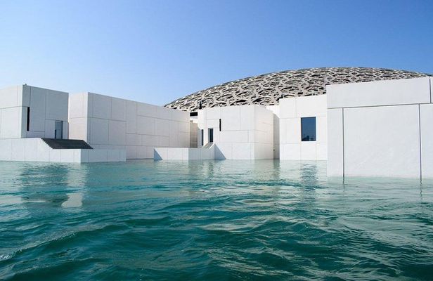 Full Day Abu Dhabi City & Louvre Museum Tour