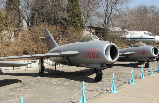 Beijing Private Tour to Mutianyu Great Wall and China Aviation Museum