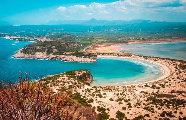 Hiking around Navarino Bay