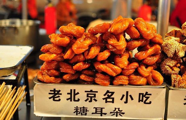 Peking Duck & Beyond:Exploring the Best Eats in Beijing's Hutongs