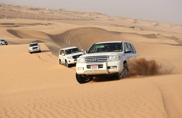 Red Dunes Safari & Marina Cruise Dinner ( 2 Days tour )
