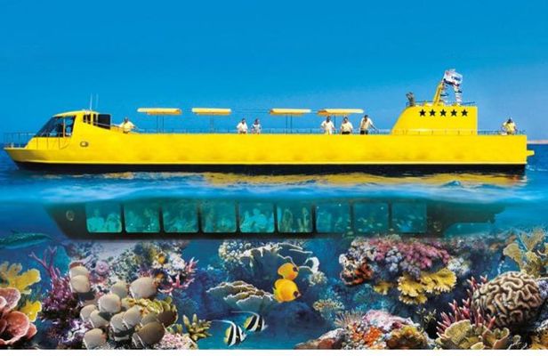 Submarine Sharm El Sheikh's Depths
