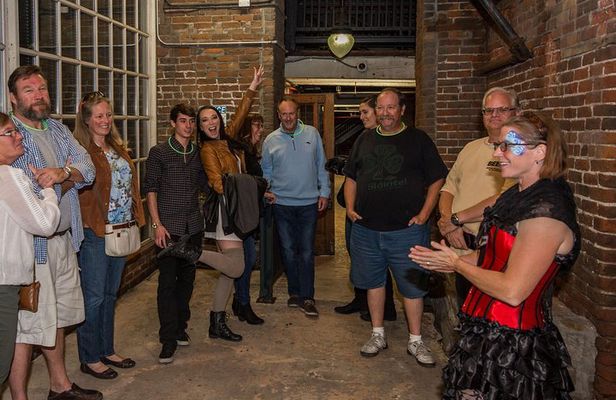 Haunted Austin Booze and Boos Ghost Walking Tour