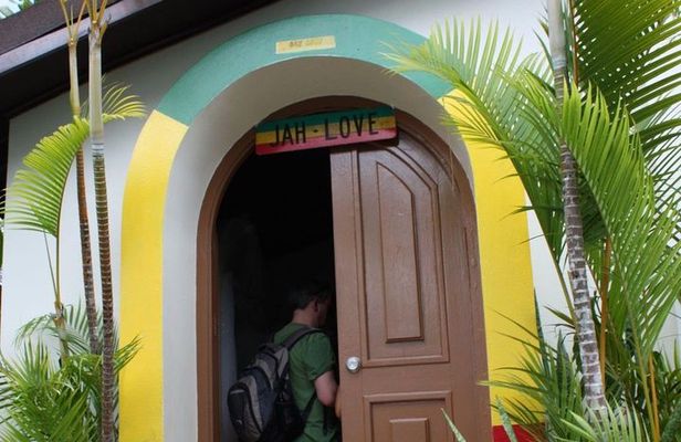 Bob Marley Mausoleum Tour from Ocho Rios