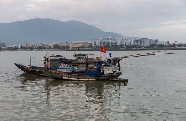 Market Tour and Cooking Class with a Local in Da Nang