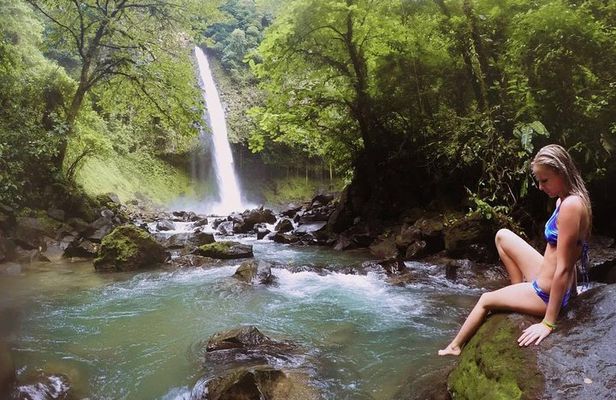 Arenal Volcano, La Fortuna Waterfall, Hot Springs Full Day Tour