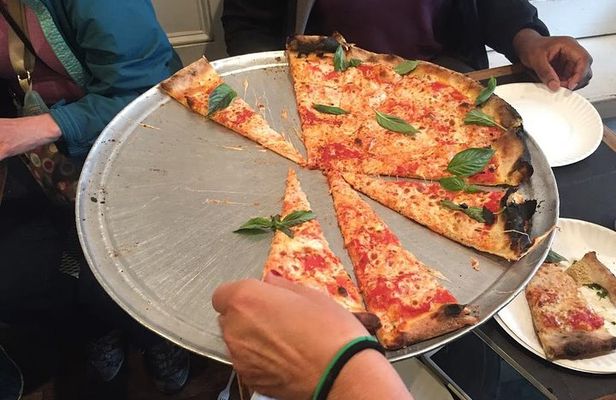 Williamsburg Bites: Brooklyn Food Tour by Like A Local Tours
