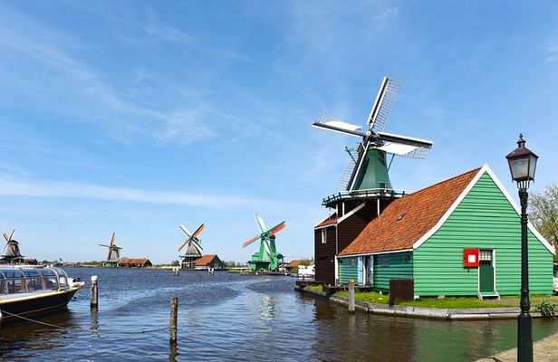 Keukenhof and Zaanse Schans Windmills Day Trip from Amsterdam
