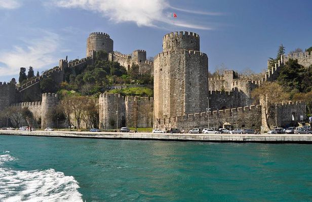 Full Day Cruise Tour in Bosphorus and Two Continents