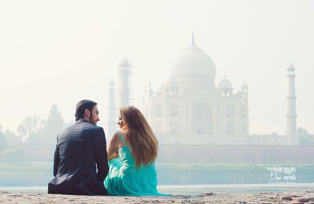 One Day Taj Mahal & Agra Tour from Jaipur by Super-Fast Train