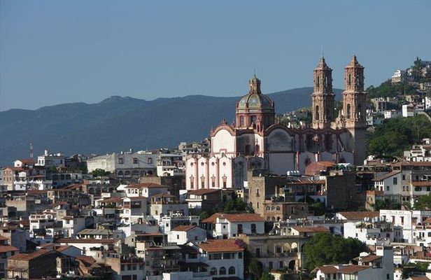 Taxco the silver town with stop in Cuernavaca