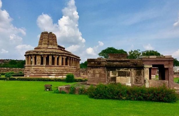 Explore Badami, Aihole and Pattadakal from Hospet