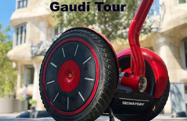 Gaudí Segway Tour