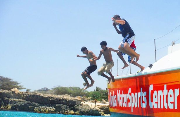 Arusun Catamaran Sail with Snorkeling in Aruba