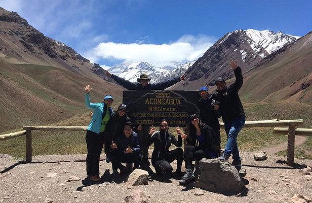 Full Day Trip to Aconcagua Park Argentina and Inca's Lagoon from Santiago