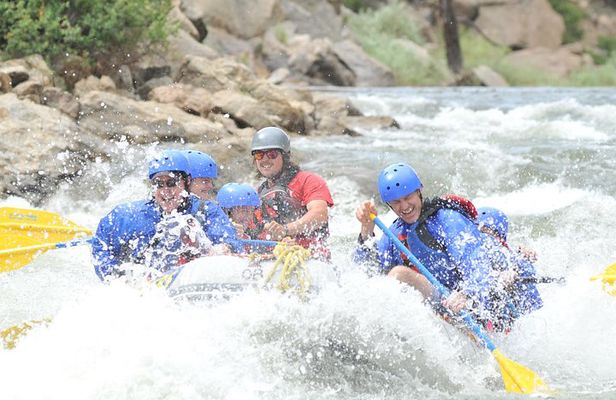 Browns Canyon Full Day Intermediate Whitewater Rafting Tour