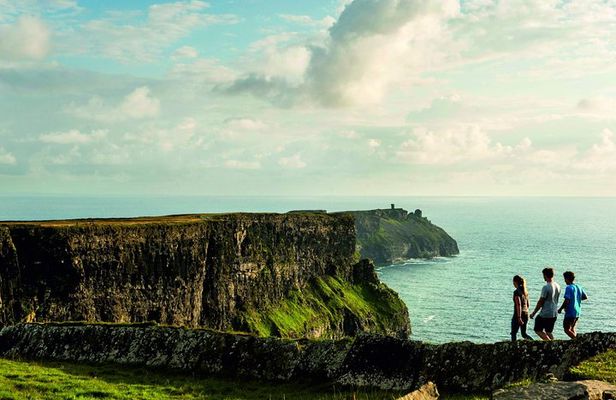 Cliffs of Moher Day Tour from Cork: Including The Wild Altanic Way