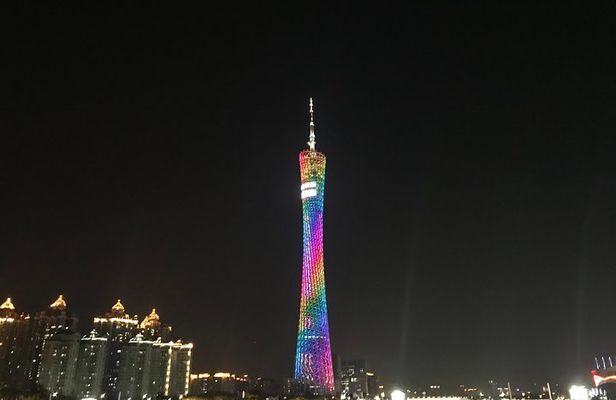 Buffet Dinner at Canton Tower Revolving Restaurant with Pearl River Night Cruise