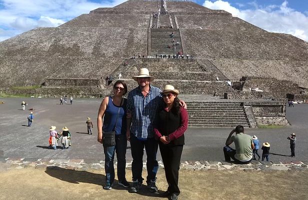 Private Tour: Teotihuacan and Guadalupe Shrine