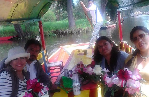 Private Tour: Xochimilco, Coyoacan and Frida Kahlo Museum