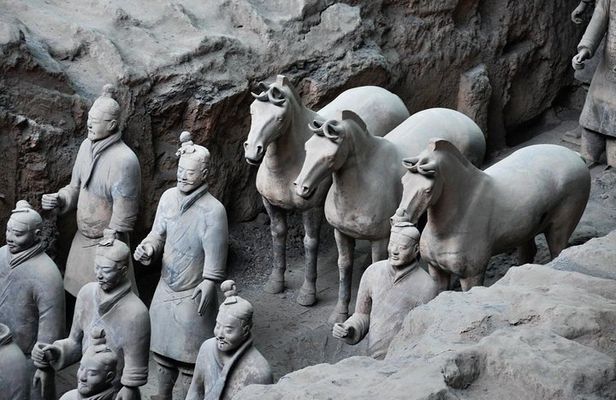 Private Customized Day Tour of Xi'an Terracotta Warriors and Horses Museum With Sightseeing Option