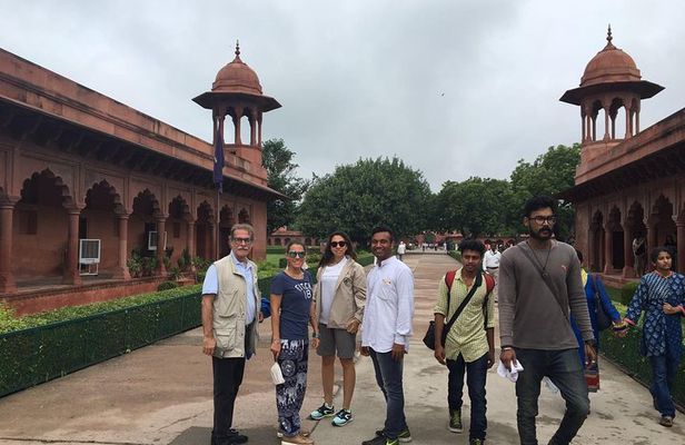 Tajmahal Tour with Heritage walk - Day tour to Agra (All Inclusive)