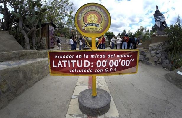 Quito Half-Day Tour: Equator Line and Pululahua Crater, All Entrances Included