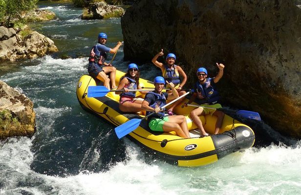 Rafting Experience in the Canyon of the River Cetina