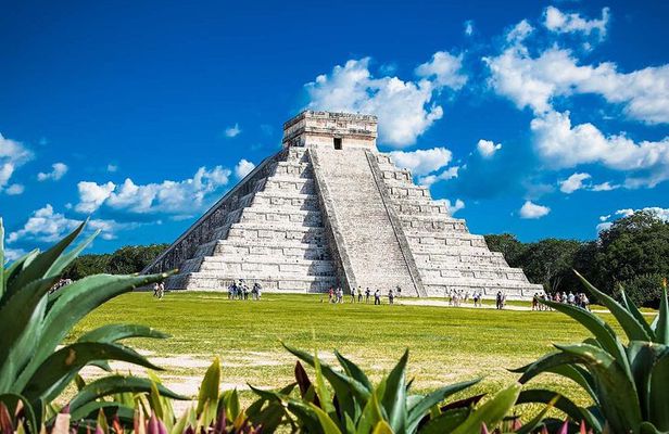 Chichen Itza & Ek Balam Tour From Cancun