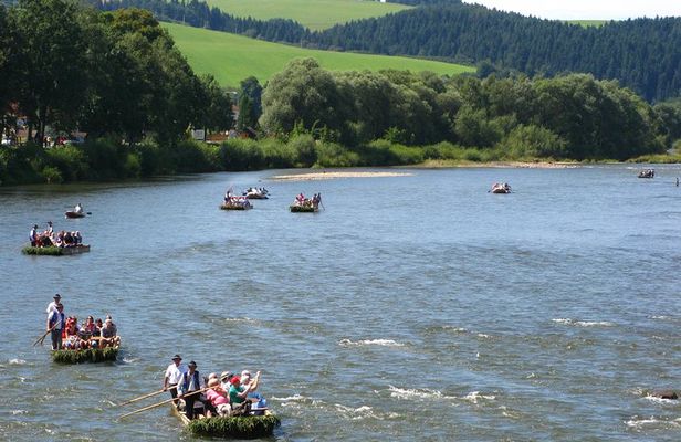Rafting the Dunajec River Gorge in Southern Poland, private tour from Krakow