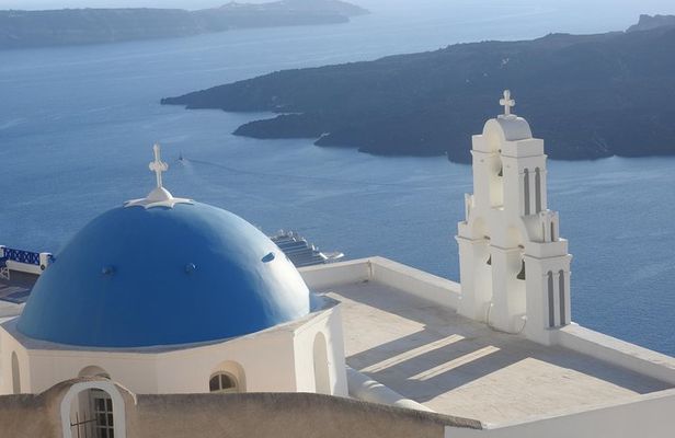 Santorini Sightseeing Half Day Private Tour