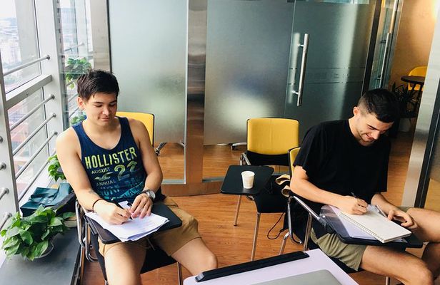 From the Desk to the Dining Table: Chinese Class with Food Experience in Chengdu