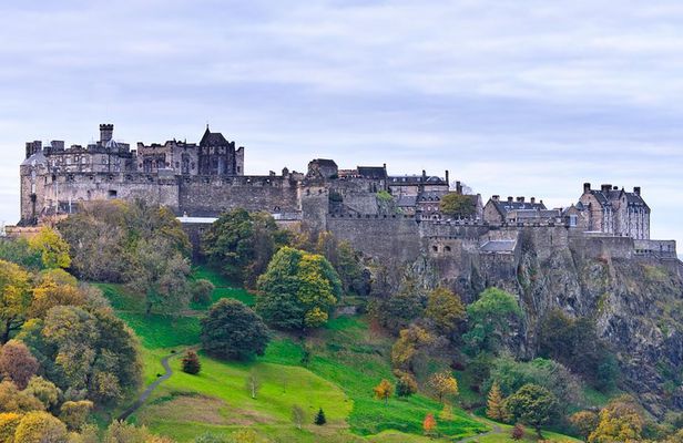 Chauffeur Driven Private Sightseeing Tour of Edinburgh