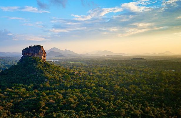 Sigiriya and Dambulla Day Trip from Kandy