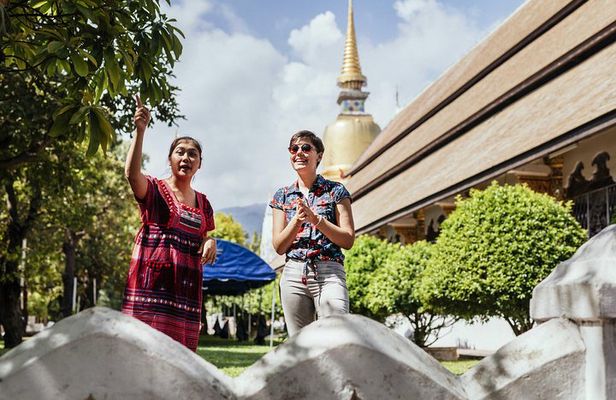 Highlights & Hidden Gems With Locals: Best of Chiang Mai Private Tour